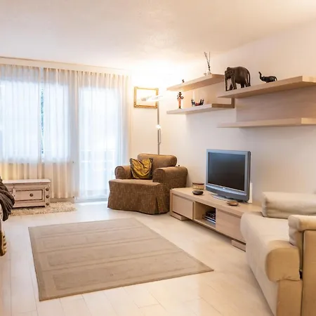 Lägenhet Snowflake-ski In & Out Next To Matterhorn Express *