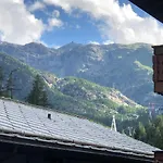 Snowflake-ski In & Out Next To Matterhorn Express *