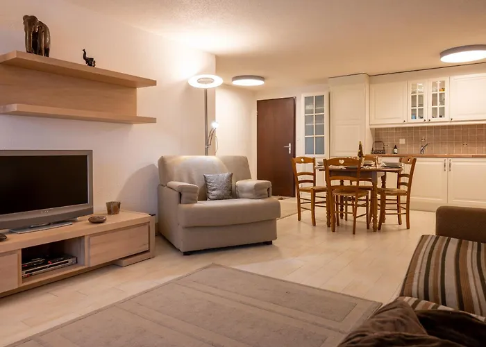 Snowflake-ski In & Out Next To Matterhorn Express Zermatt